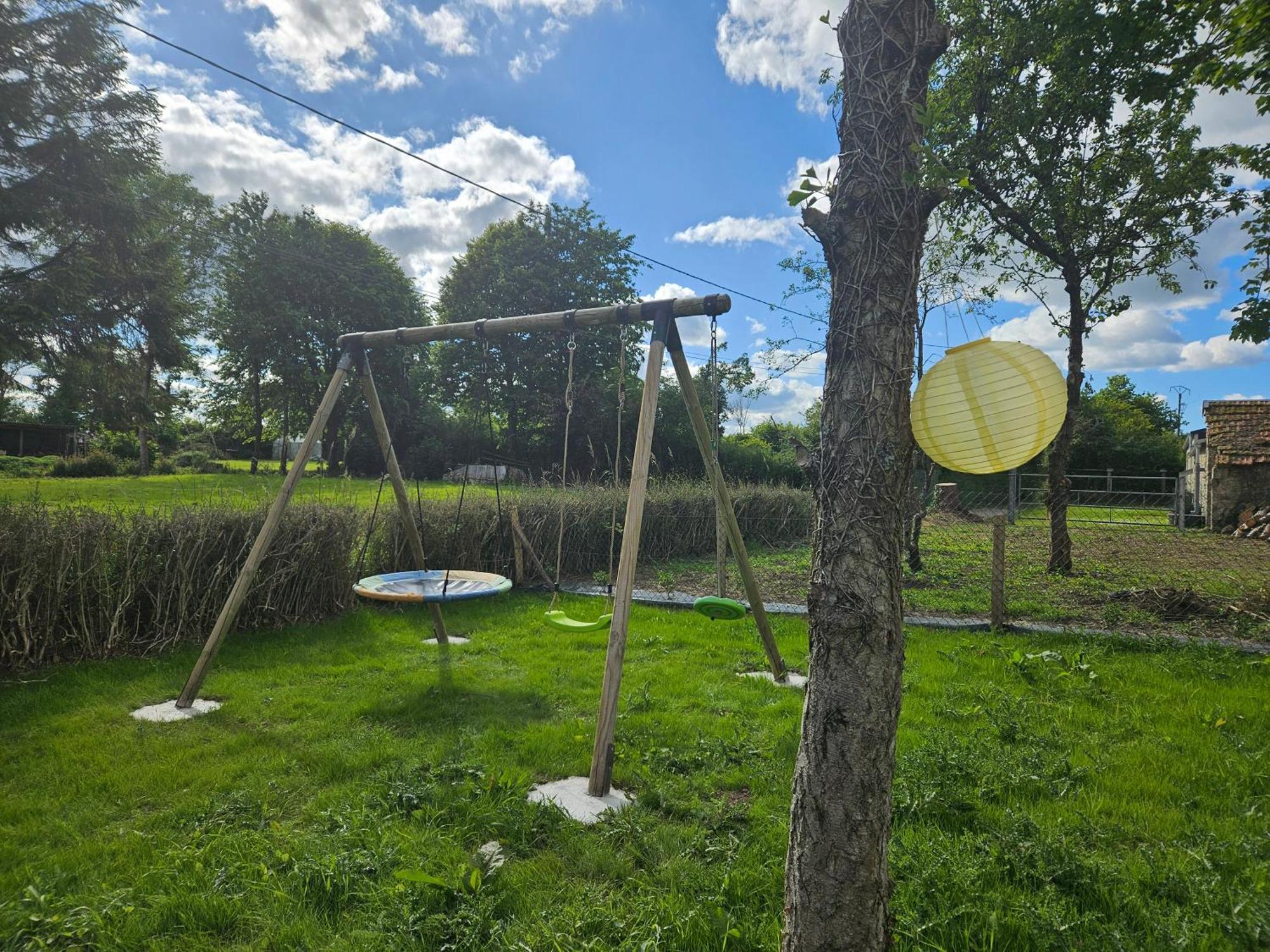 L'Escapade, Maison De Campagne Etienville Eksteriør billede